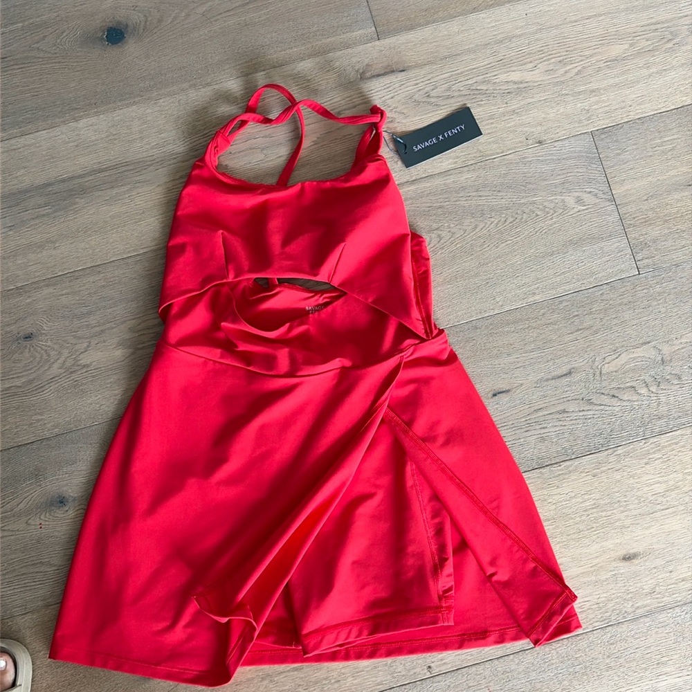 Tag still on Savage fenty sport dress!